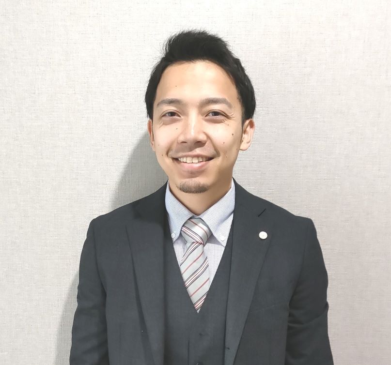 Re.ing行政書士事務所 代表行政書士 長尾健太